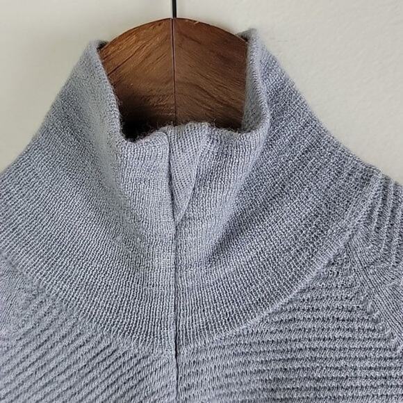 Bjorn Daehlie Womens Half Zip Thermal Sweatshirt size S Grey Wool Blend - Picture 12 of 13